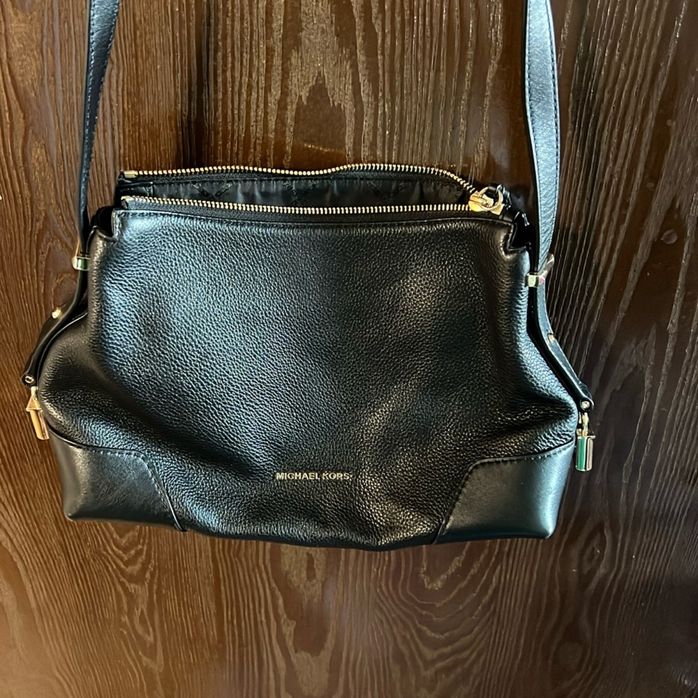 Michael Kors Crosby Medium Messenger